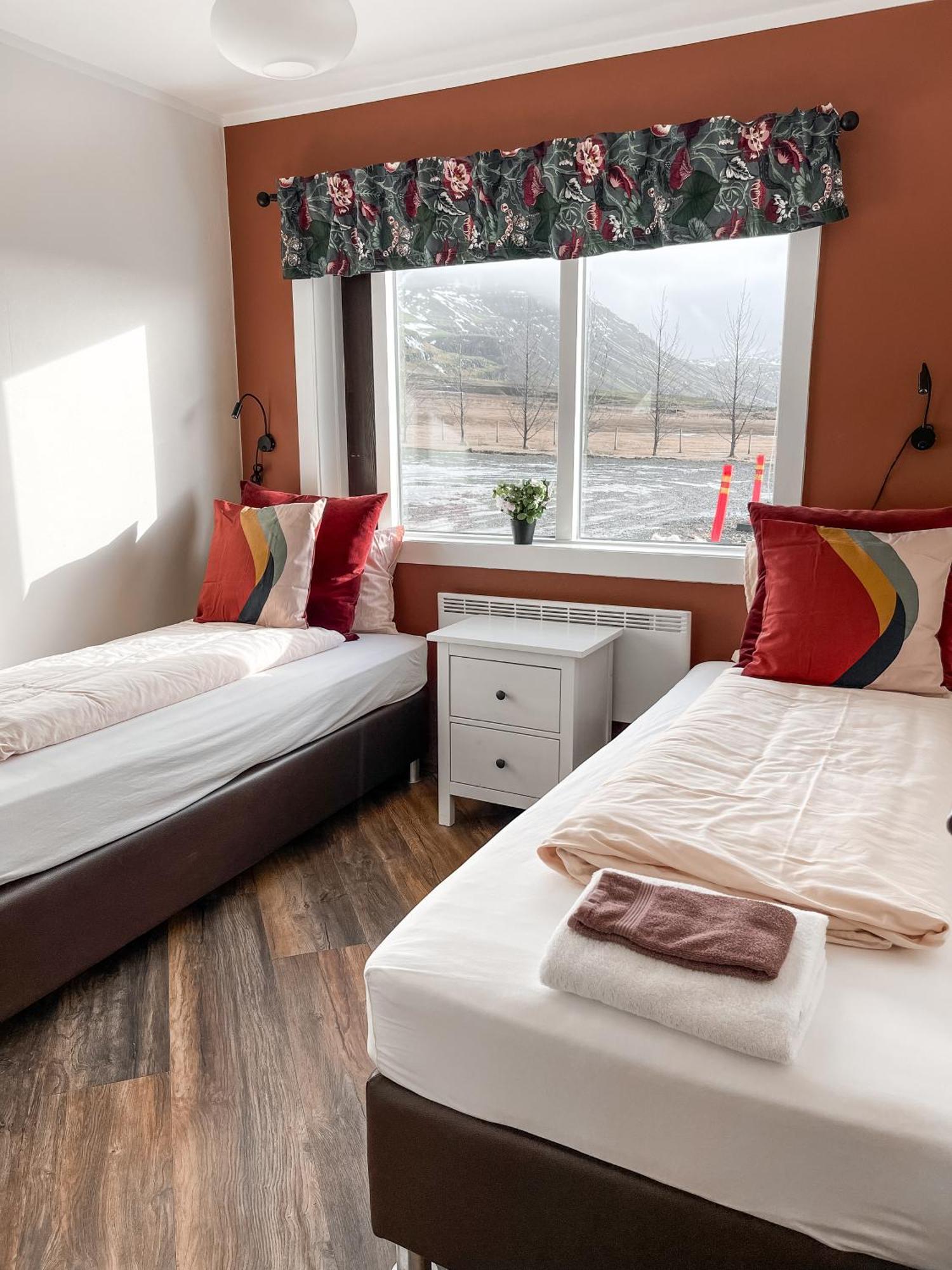 Setberg Guesthouse Nesjum Bagian luar foto
