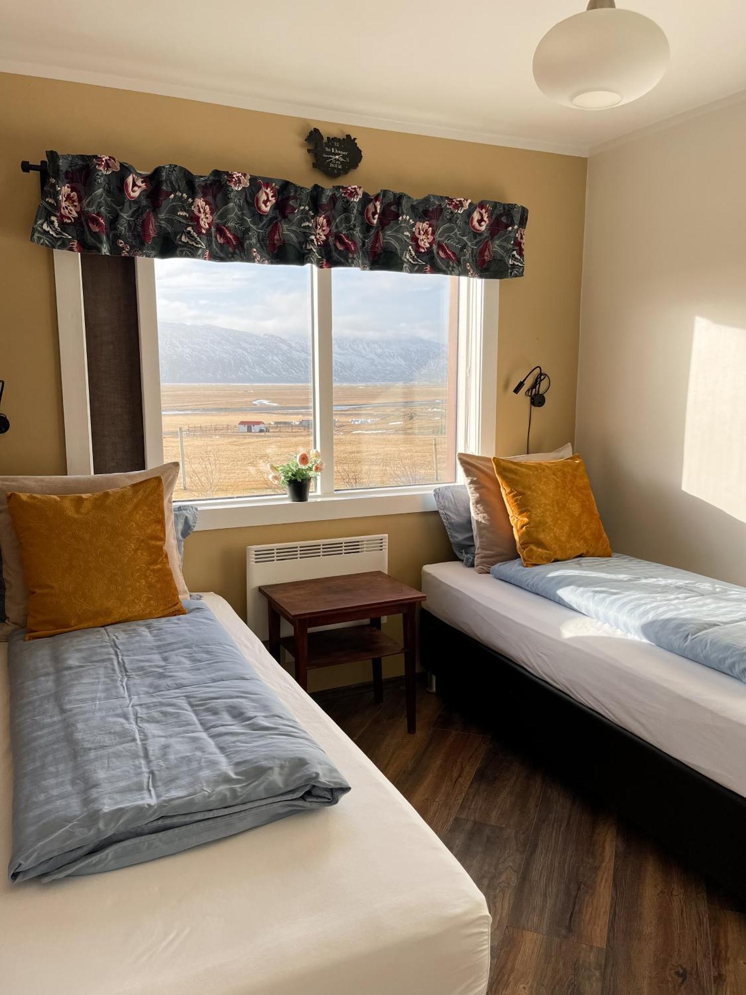 Setberg Guesthouse Nesjum Bagian luar foto